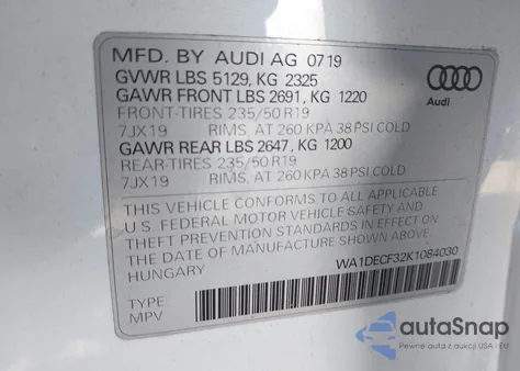 2019 Audi Q3 2.0T S Line Premium из США, поврежденный, VIN WA1DECF32K1084030